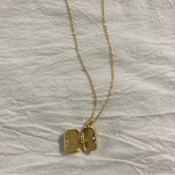 Brand New - Picture 2 of 3